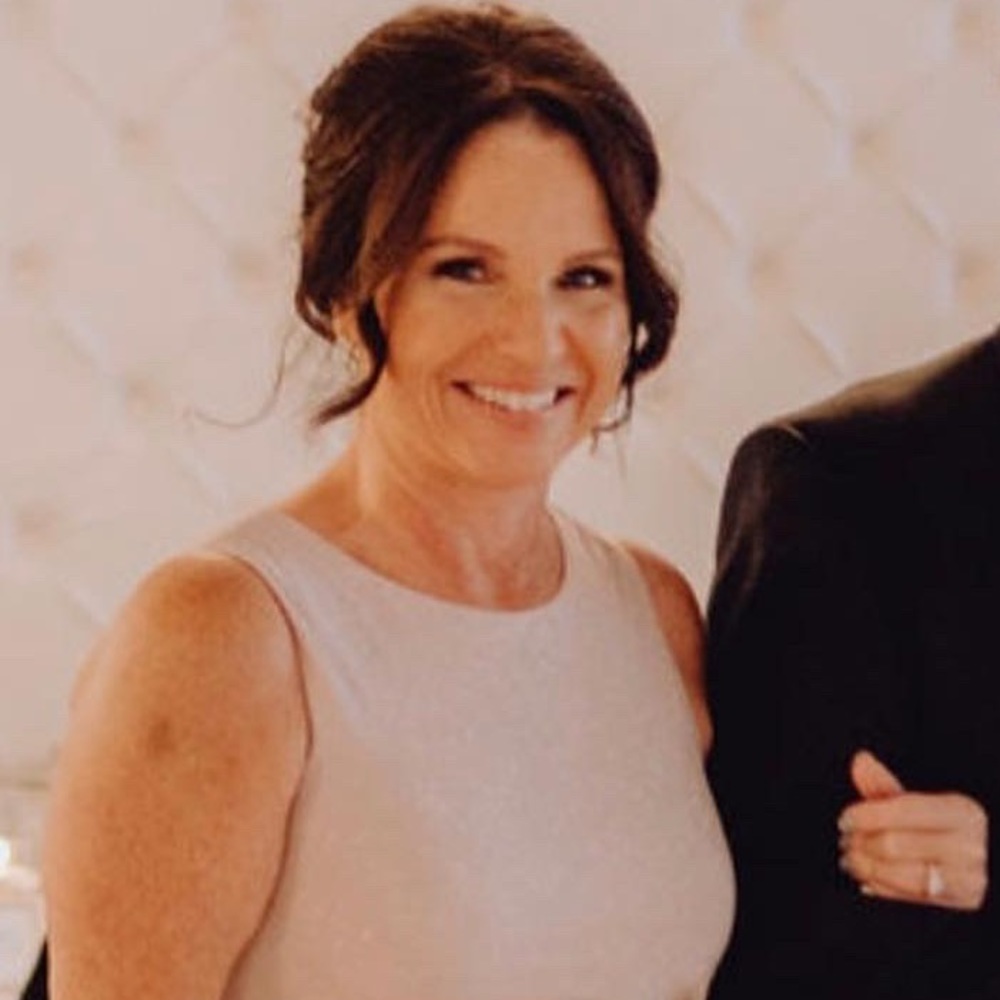 Meet your Posher, Lorie